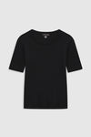 Sixtine Tee Short Sleeve fra ANINE BING er en klassisk sort T-shirt