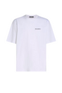 Hvid T-shirt med sort "KARL LAGERFELD" tryk på venstre bryst, crew neck og korte ærmer.