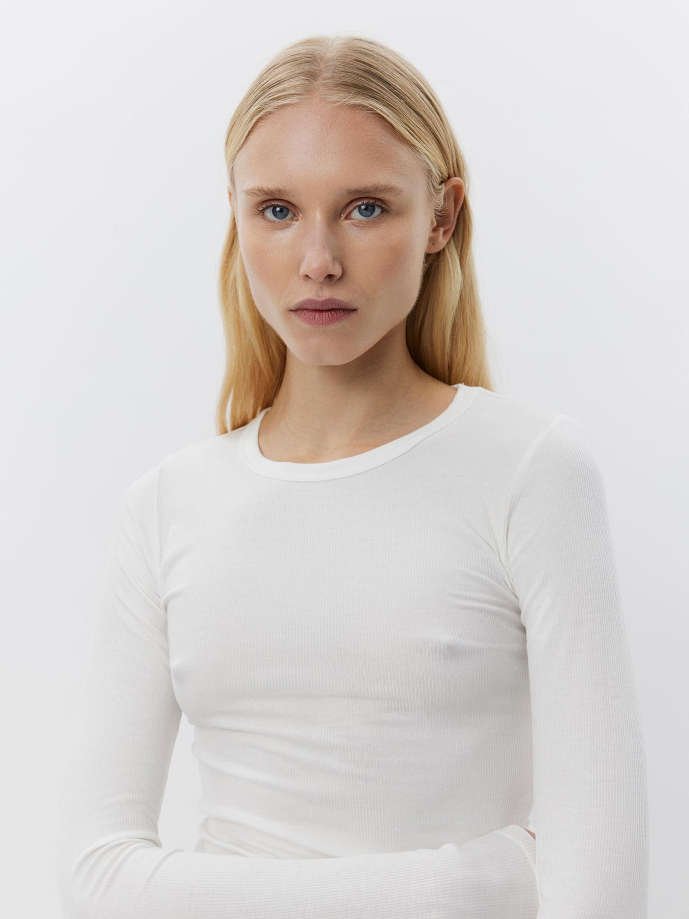 Long-sleeved viscose blouse - White - Petricia SNOS243 - Sofie Schnoor 