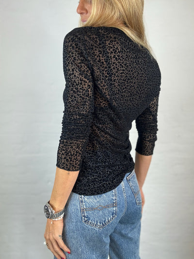 Sassy Copenhagen - Mesh bluse - Sort leo - Minnea