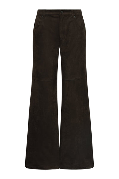 Mørke kaffefarvede Global Funk jeans med brede ben og synlige forlommer set forfra.