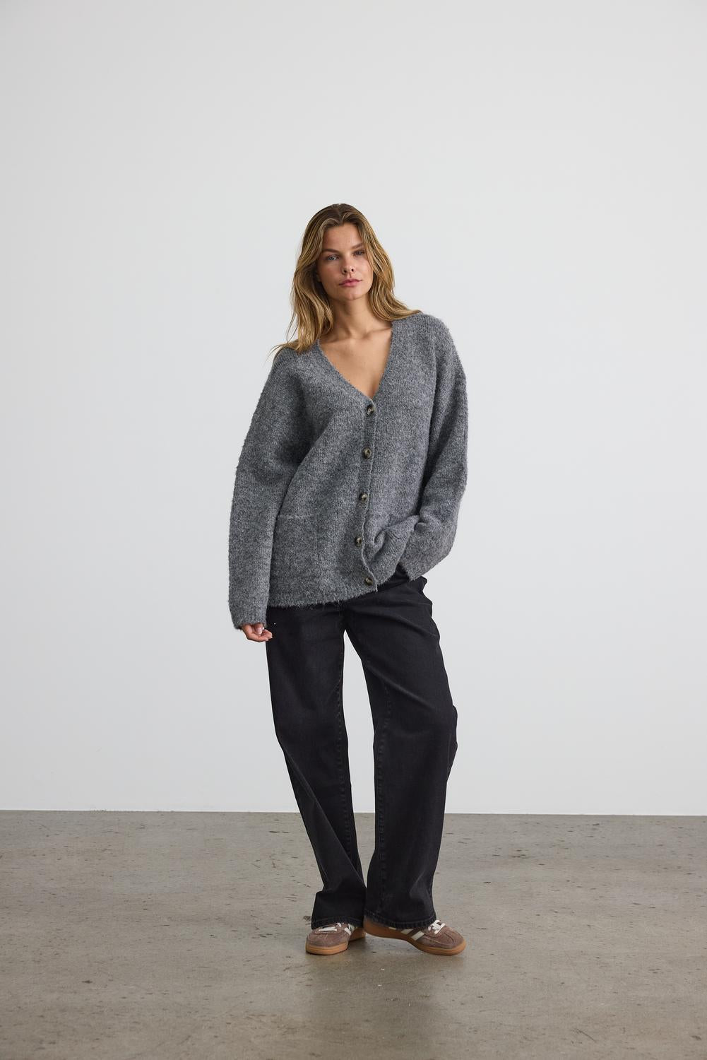 Noisy May - Cardigan - Grå - Dolly