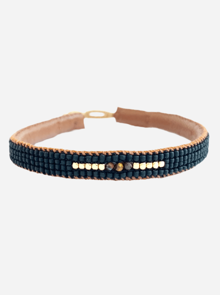 Håndlavet perle armbånd - Stone line black - CH01 - Ibu Jewels