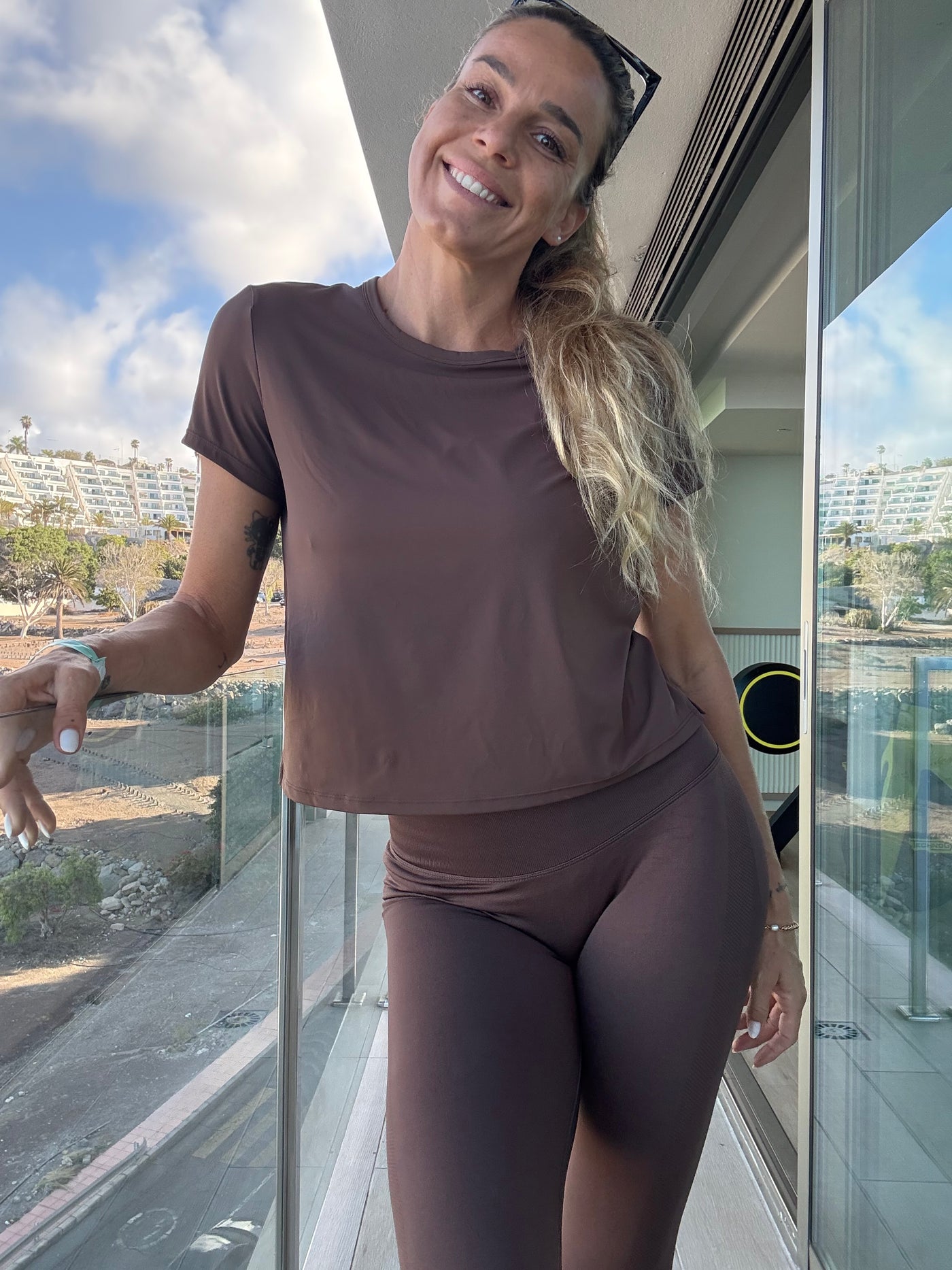 Sassy Copenhagen - Bobo Show push up leggings - Brown - Fitness shape wear