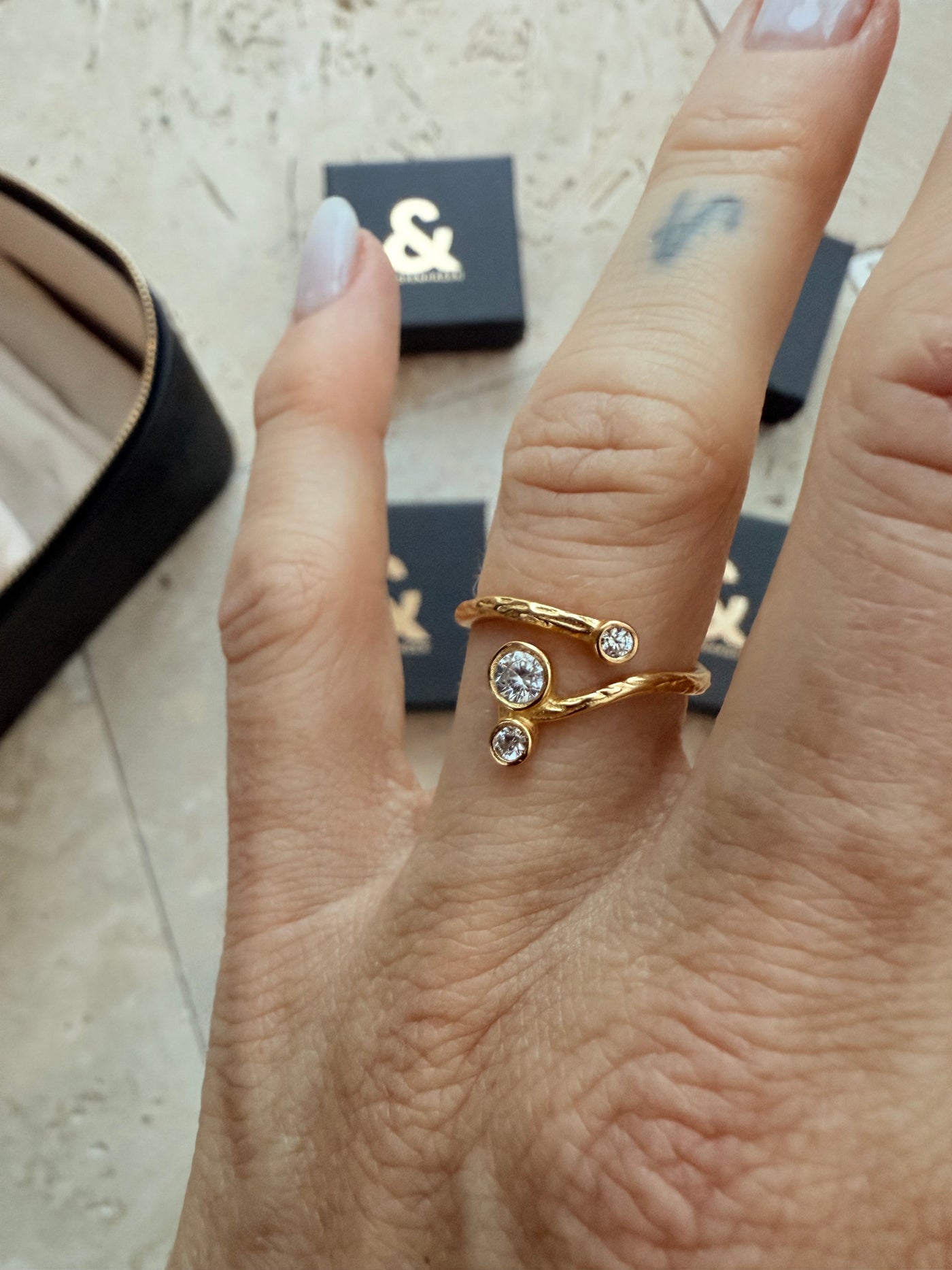 Andcopenhagen - Luksus Adventskalender - 1 rejse smykkeskrin + 4 stk 18 karat guldbelagte smykker (UDSOLGT - bemærk preorder )