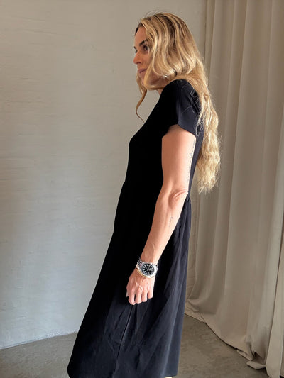 Sassy Copenhagen - Dress - Black - Travel