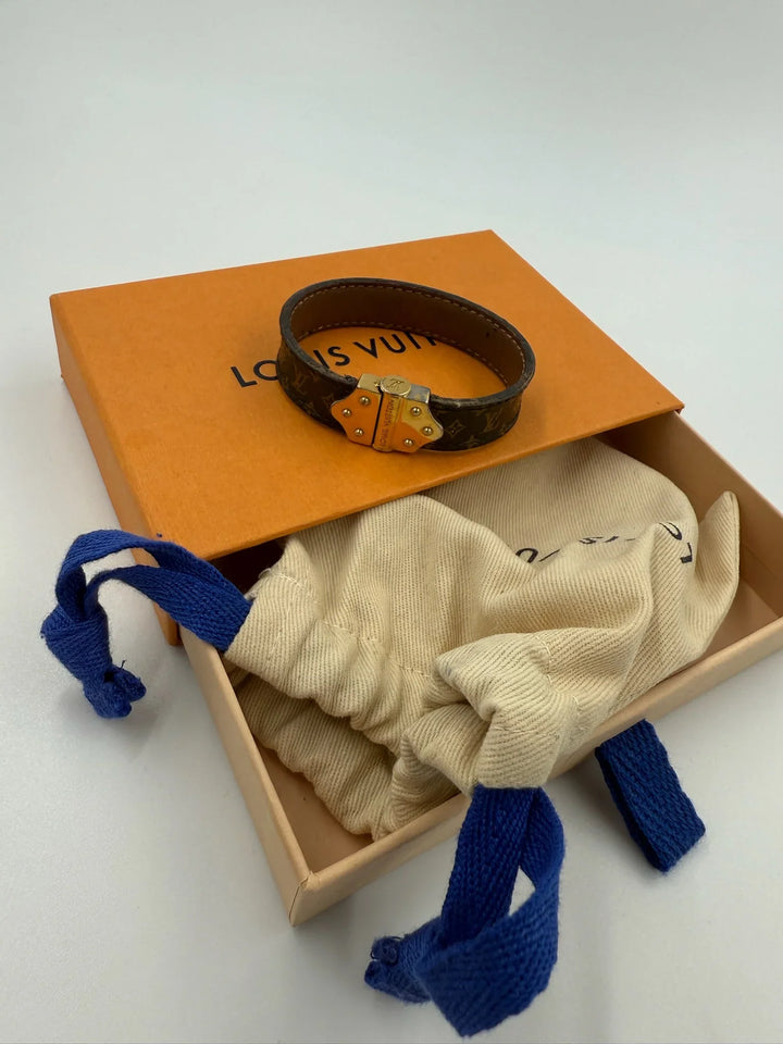 Louis Vuitton bracelet second hand Elegant design