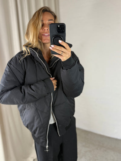 Sassy Copenhagen - Puffer Jakke - Sort - Tella