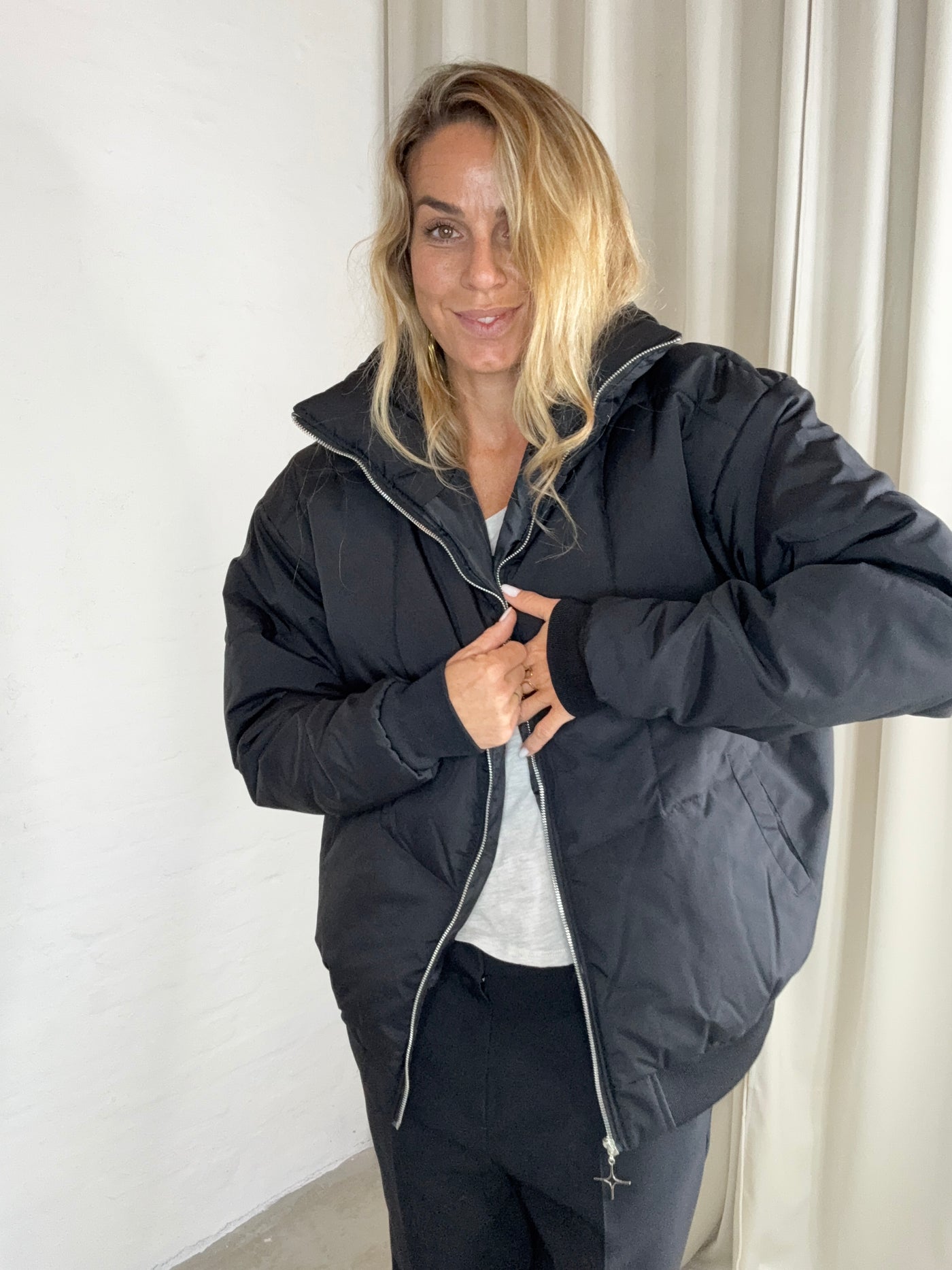 Sassy Copenhagen - Puffer Jakke - Sort - Tella