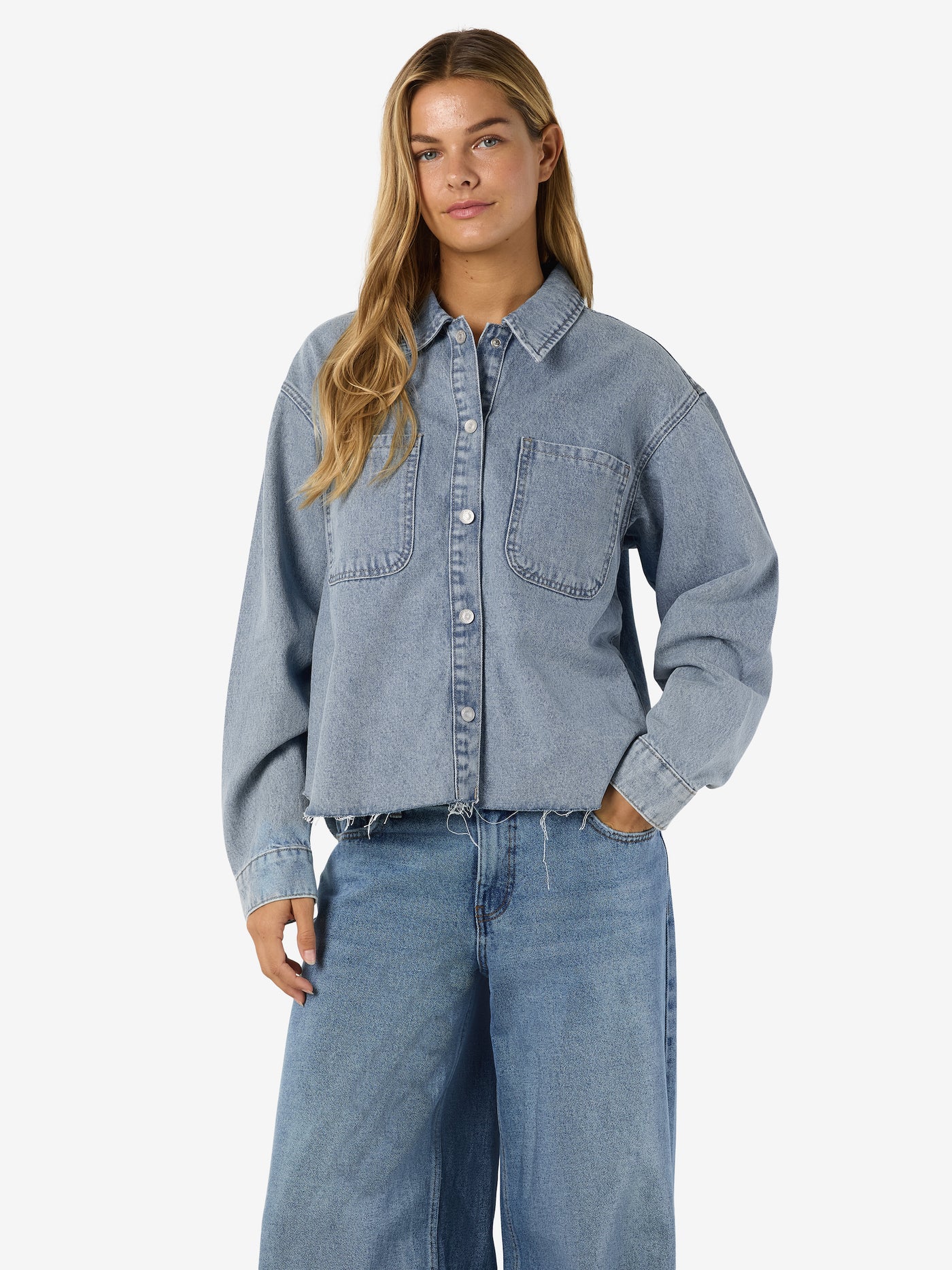 Noisy May - Jakke - Light blue - Alva Denim Shacket