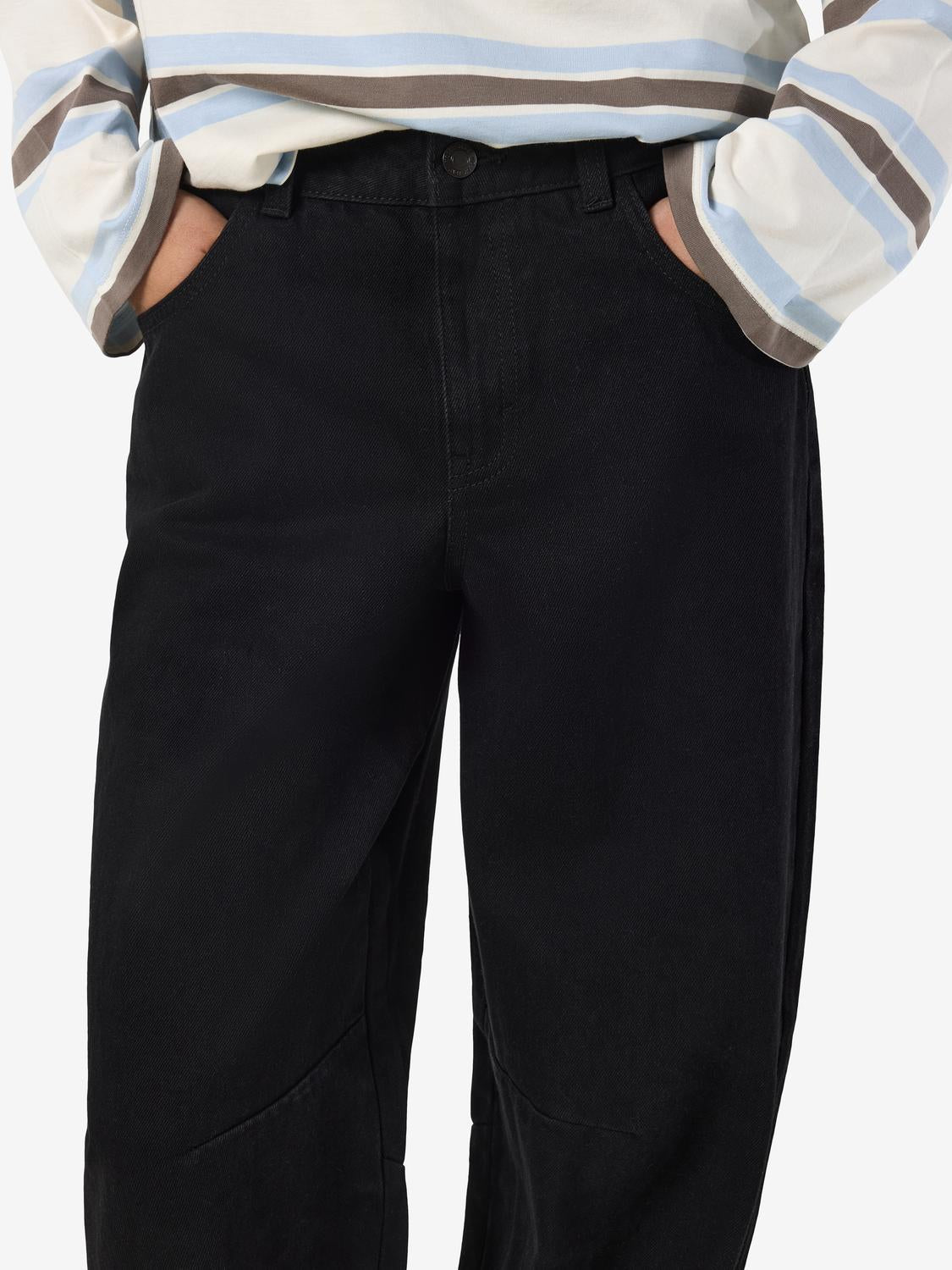 Noisy May - Barrel Jeans - Black - Hazal