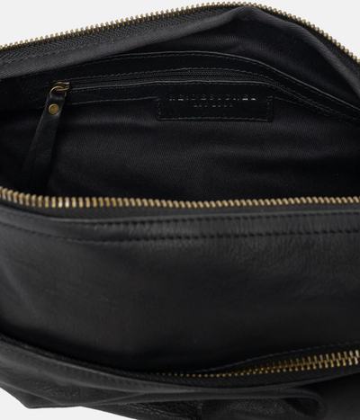 Re:Designed - Crossbody bag - Black leather - Merla Urban