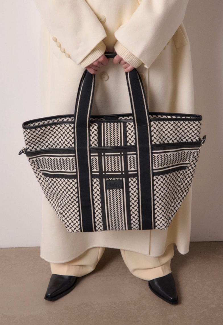 Lala Berlin - East west tote bag - Black stripe - Merge Canvas