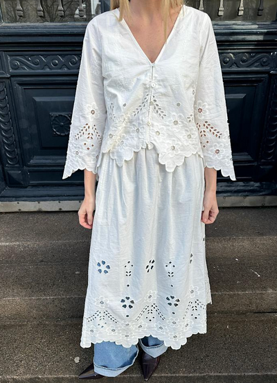 Sissel Edelbo - Skjorte - Hvid broderi anglaise - Trine sss
