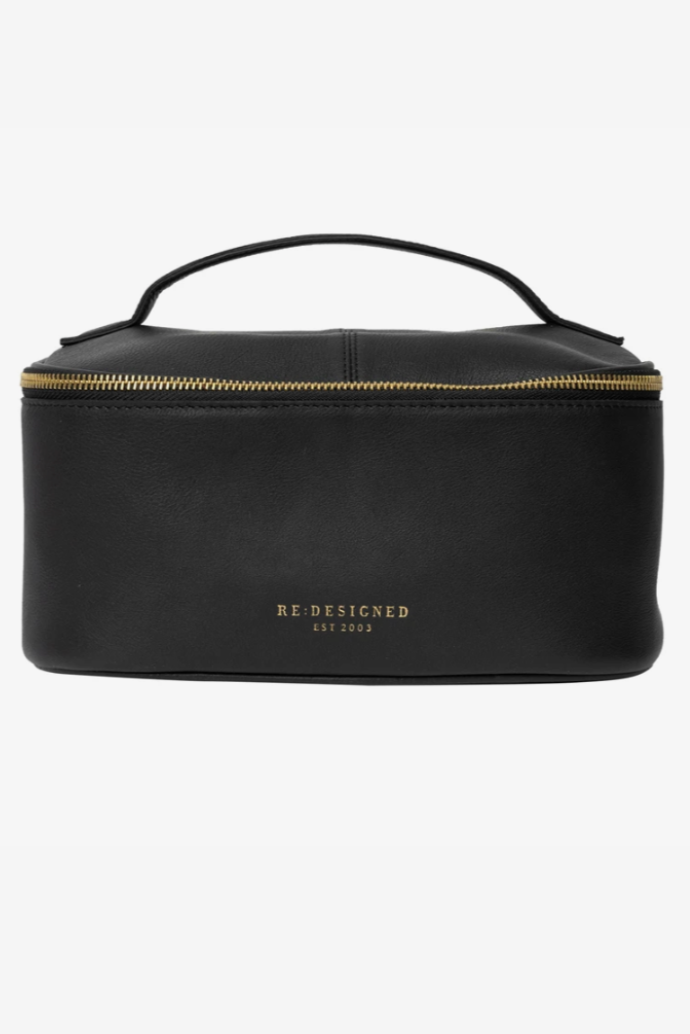 Re:Designed - Cosmetics bag - Black Helga small - 100% Leather