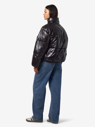 Noisy May - Puffer Jacket - Aubergine Black - Allie Shiny