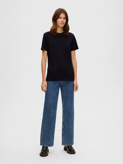 Selected Femme - T-shirt - Sort - Essential O-Neck