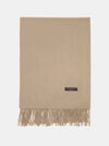 Beige cashmeretørklæde fra Andcopenhagen Basics, 70% cashmere, model Yana, med frynser.