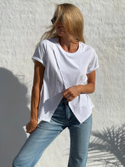 Asymmetrisk t-shirt - Hvid - Lisa - Sassy Copenhagen