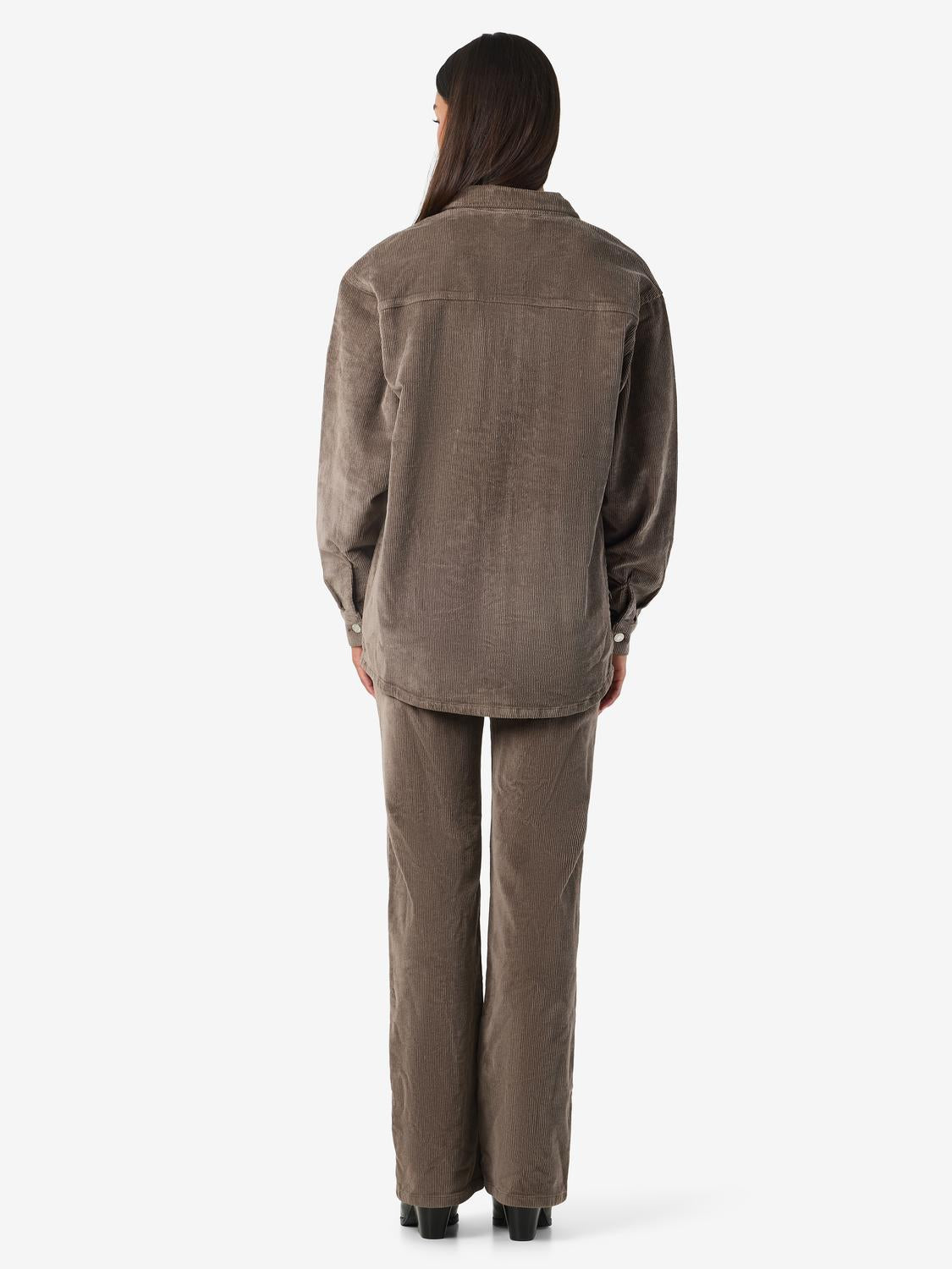 Noisy May - Jakke - Morel - Alva