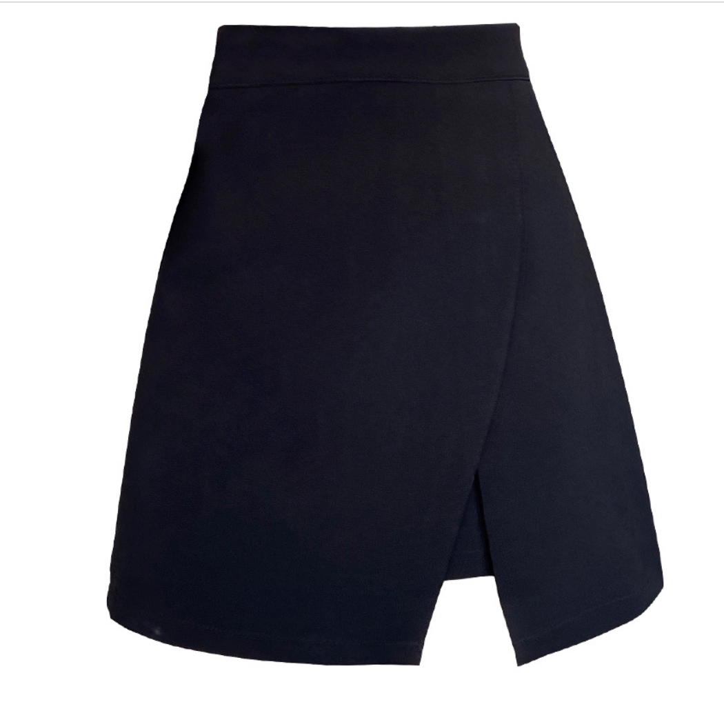 Sassy Copenhagen Tøj og tilbehør Sassy Copenhagen - Mini slit Nederdel shorts - sort