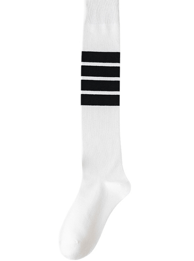 Sassy Copenhagen strømper Stribet lange sokker - Hvid med sort - Sassy Copenhagen